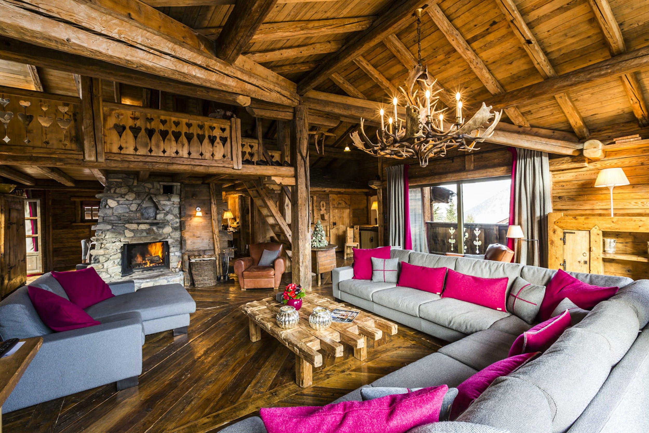 unique-Chalet Eugene