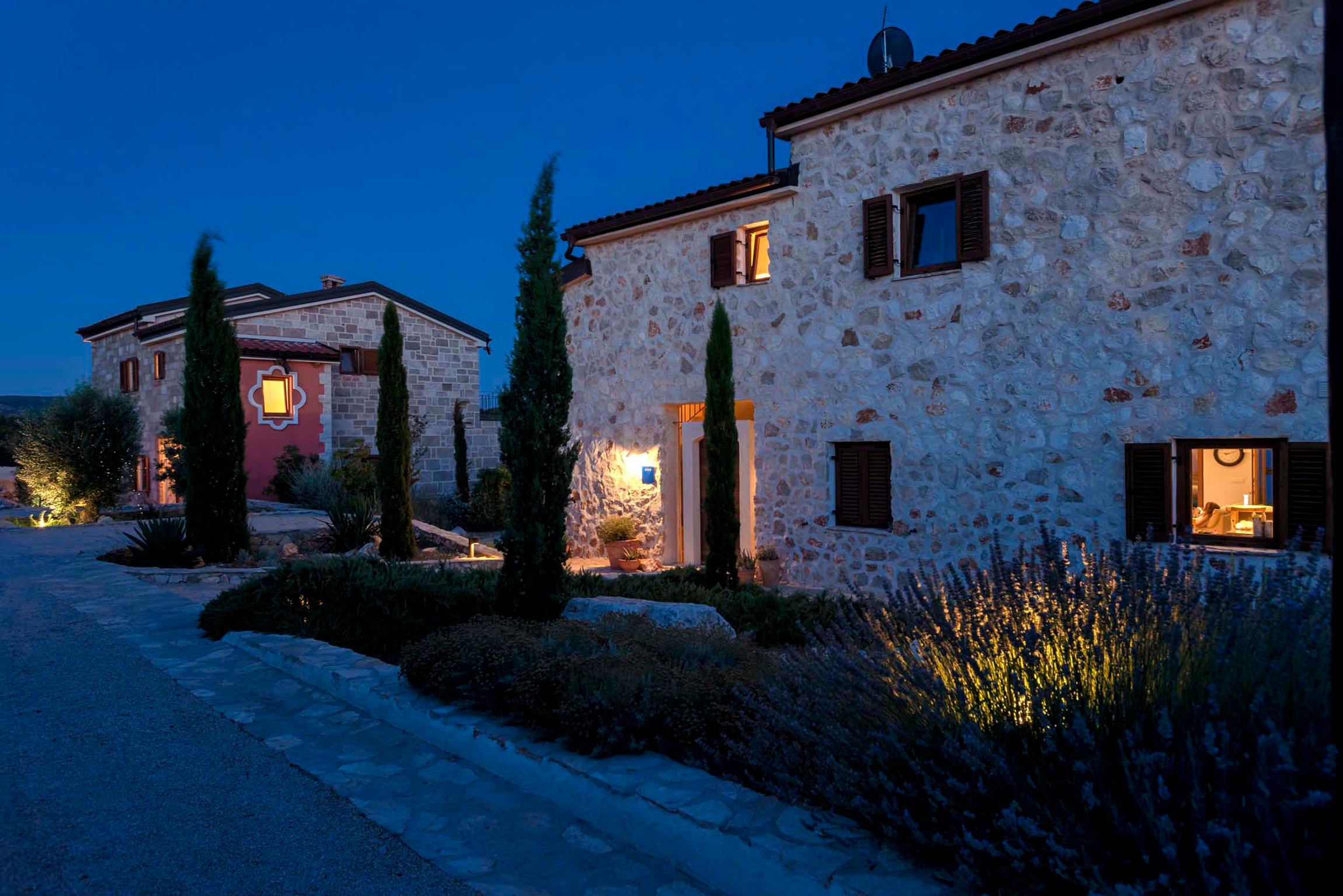 unique-villa-2