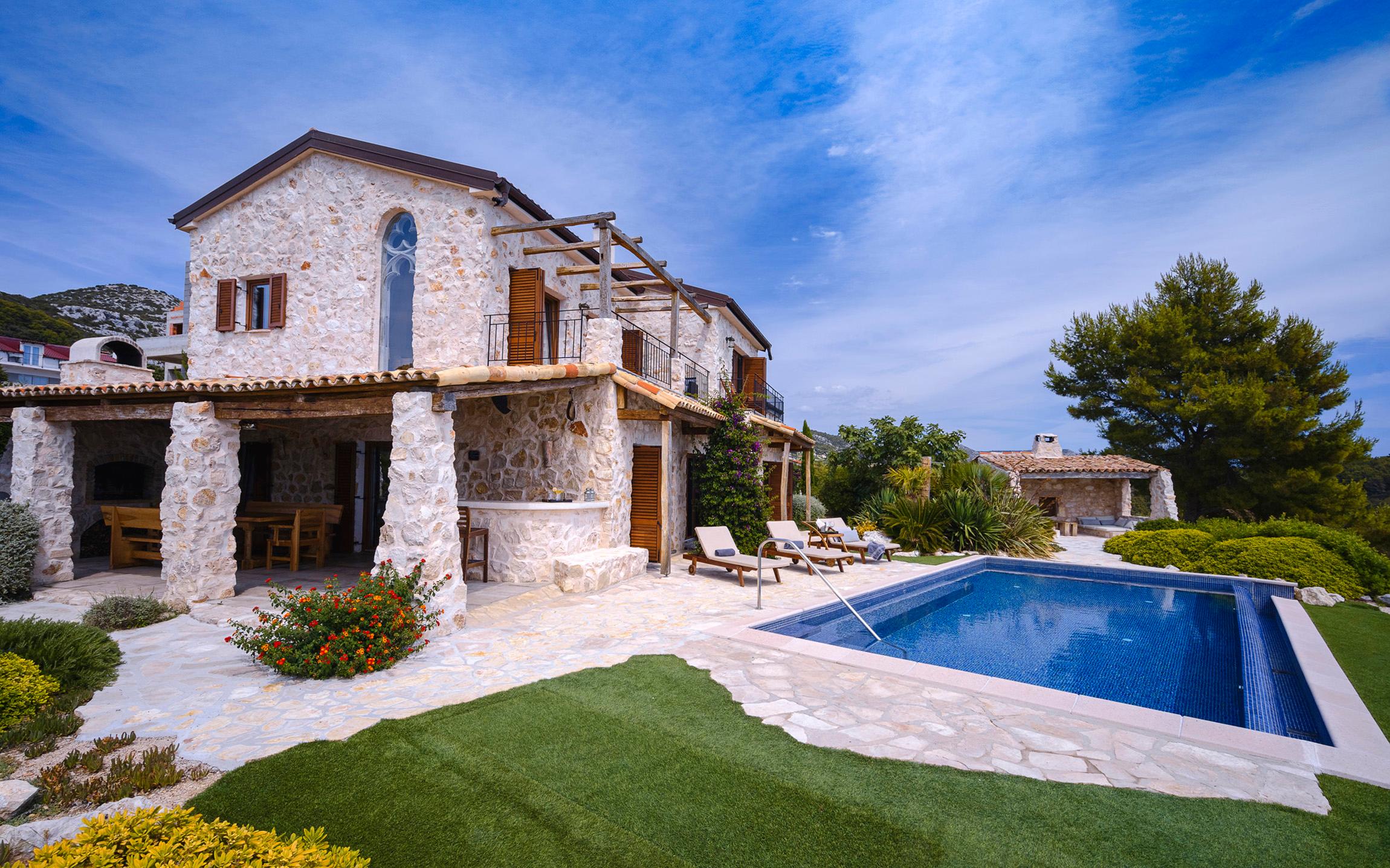 unique-villa-3