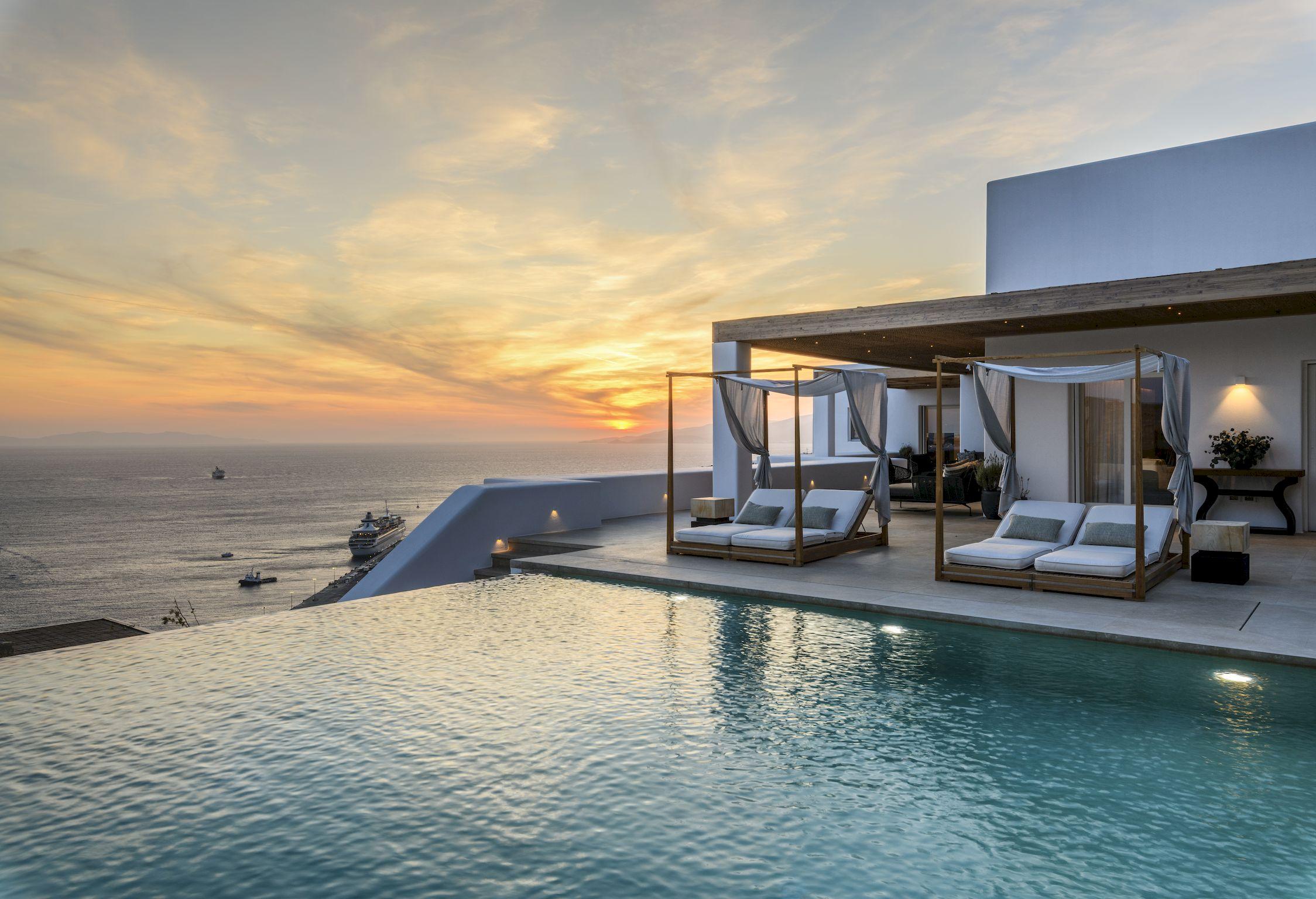 unique-Villa Mystery