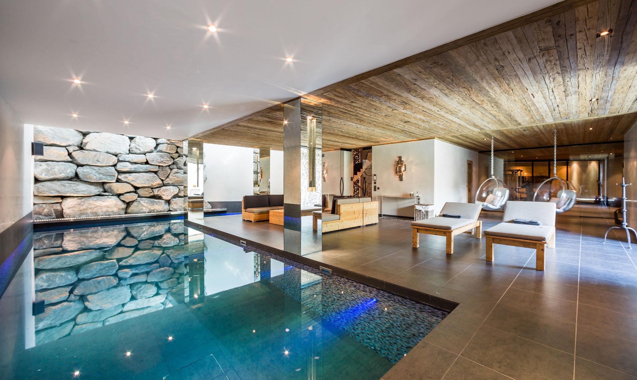 unique-Chalet Nivora