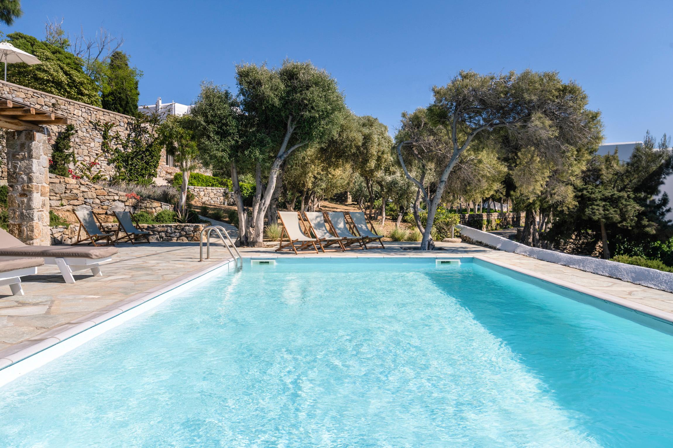unique-Villa Chora
