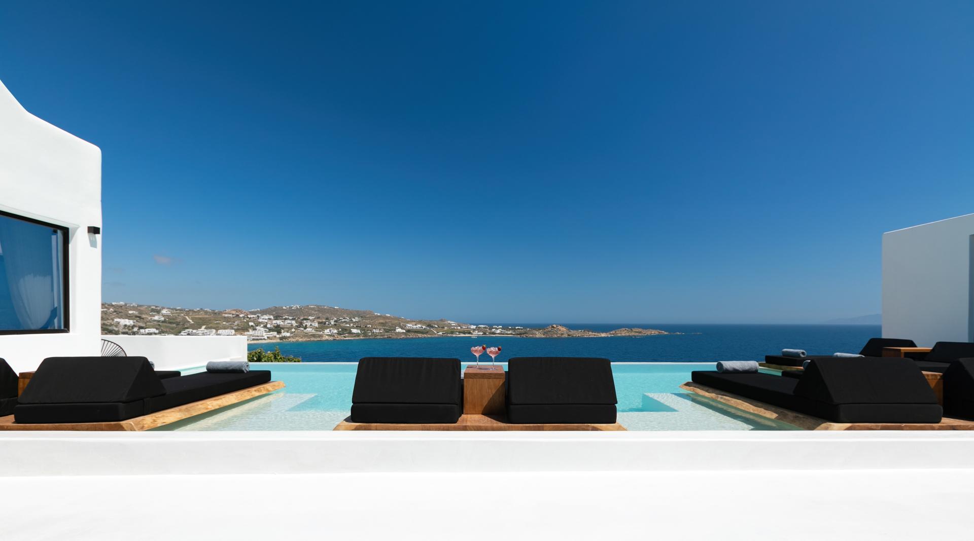 unique-Villa Psarou 1