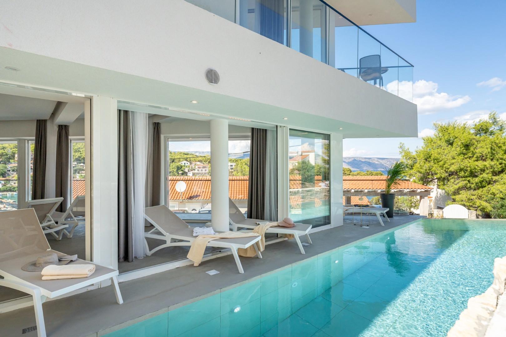unique-Villa Basina