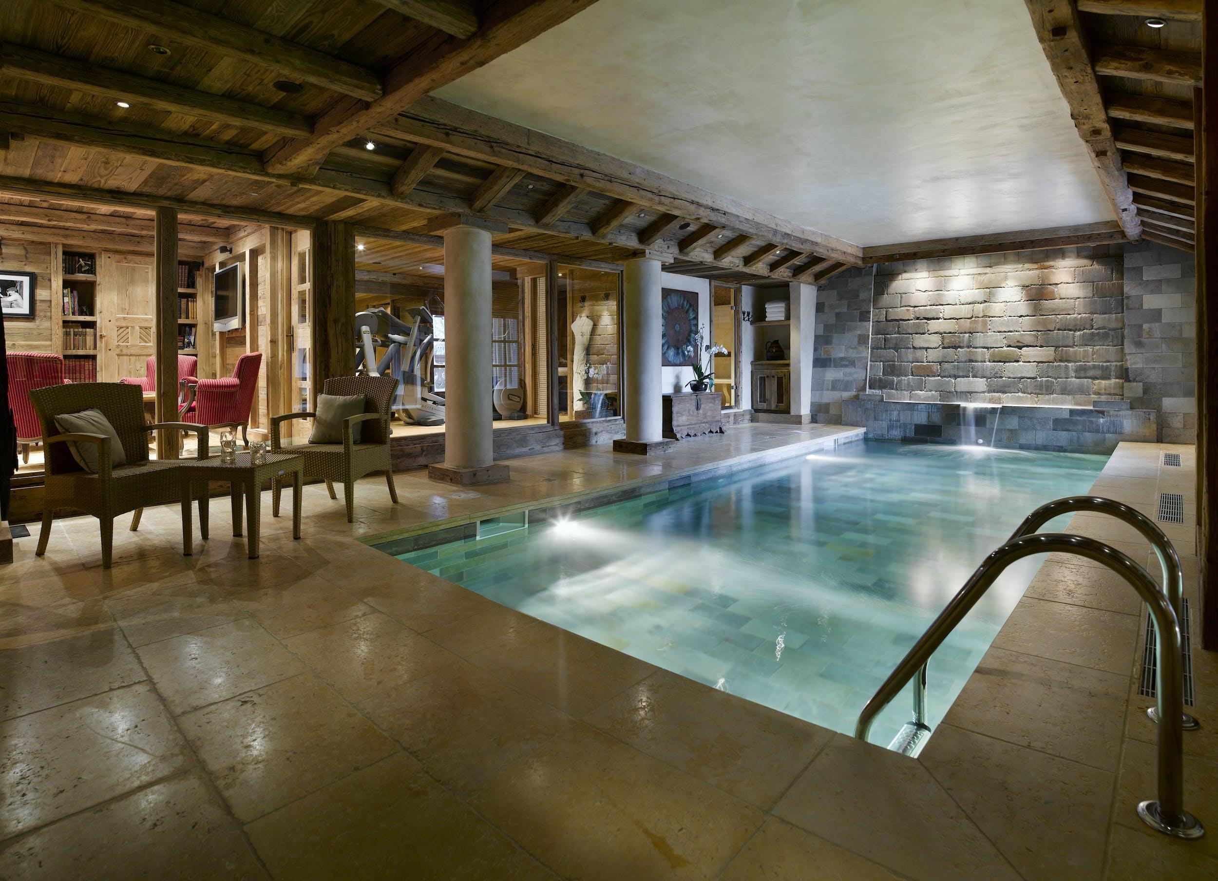 unique-Chalet Audrey