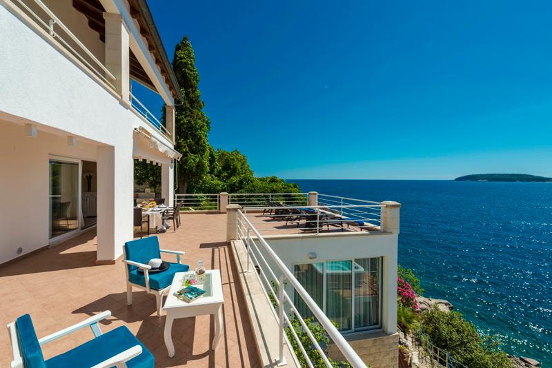 unique-Villa Key