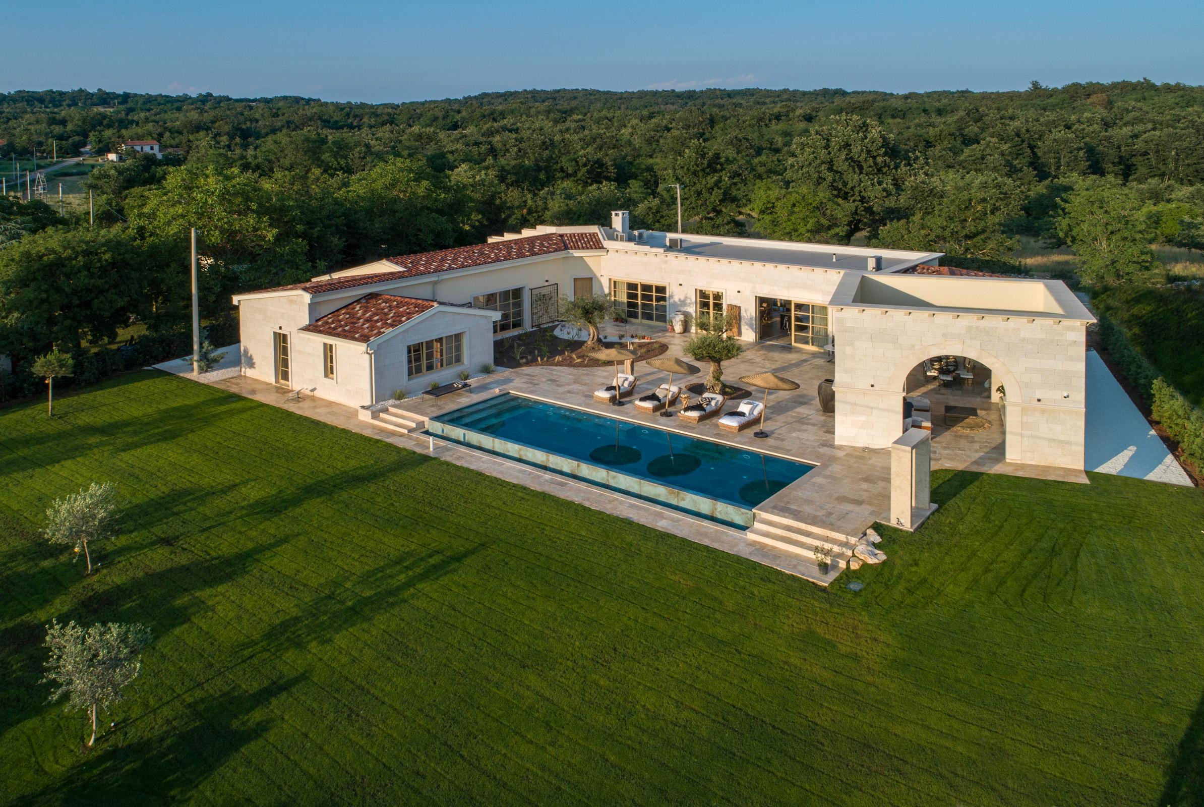 unique-Villa Mina