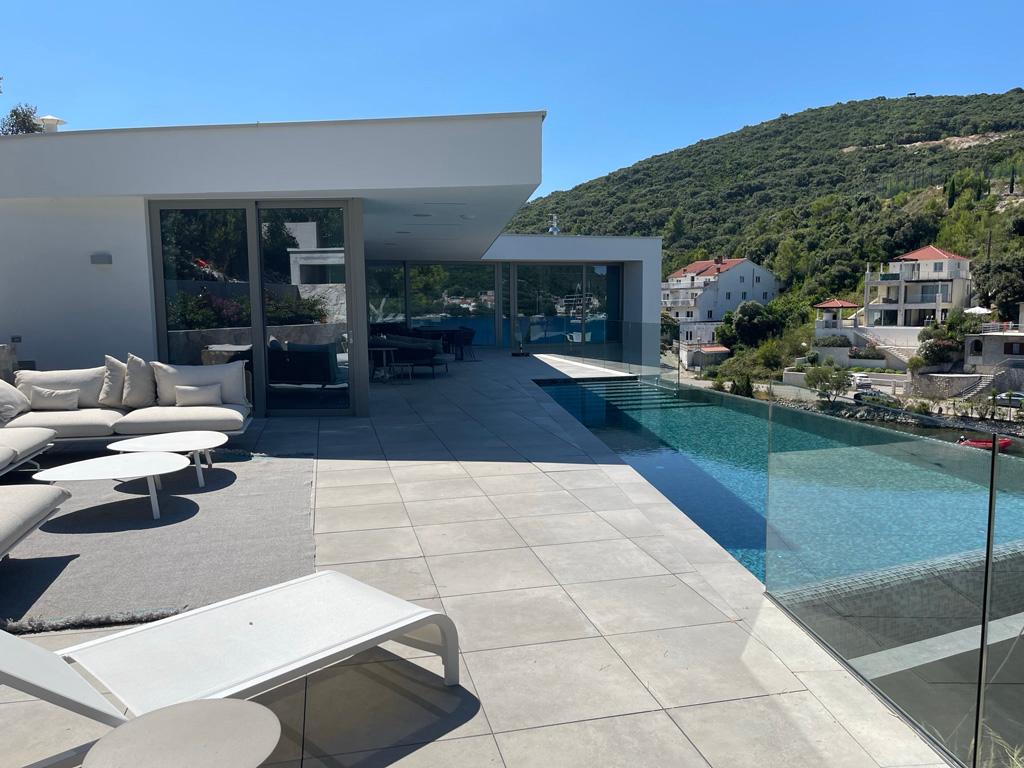 unique-Villa Dinna