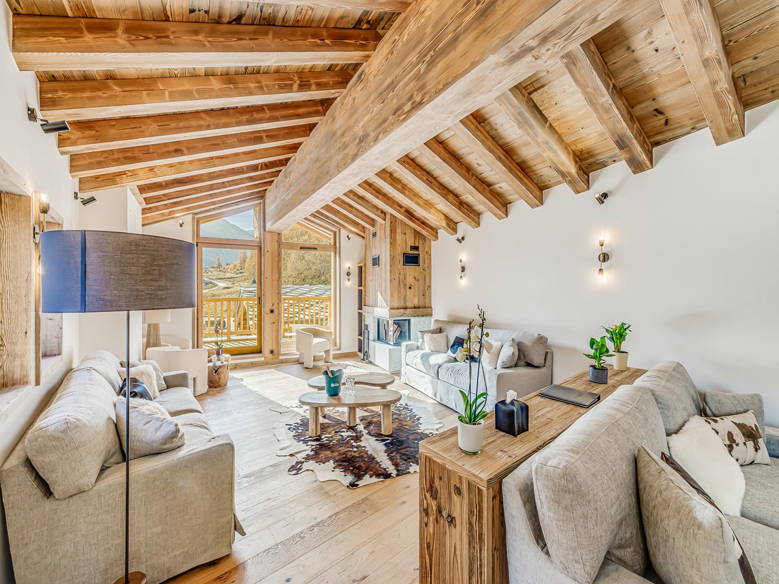 unique-Chalet Orivienne