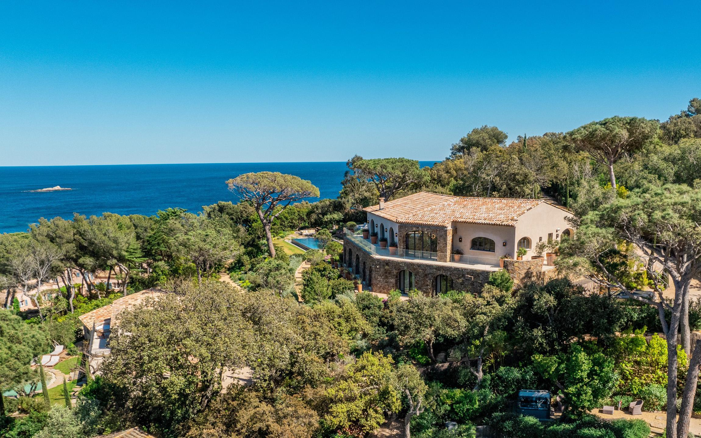 unique-villa-6