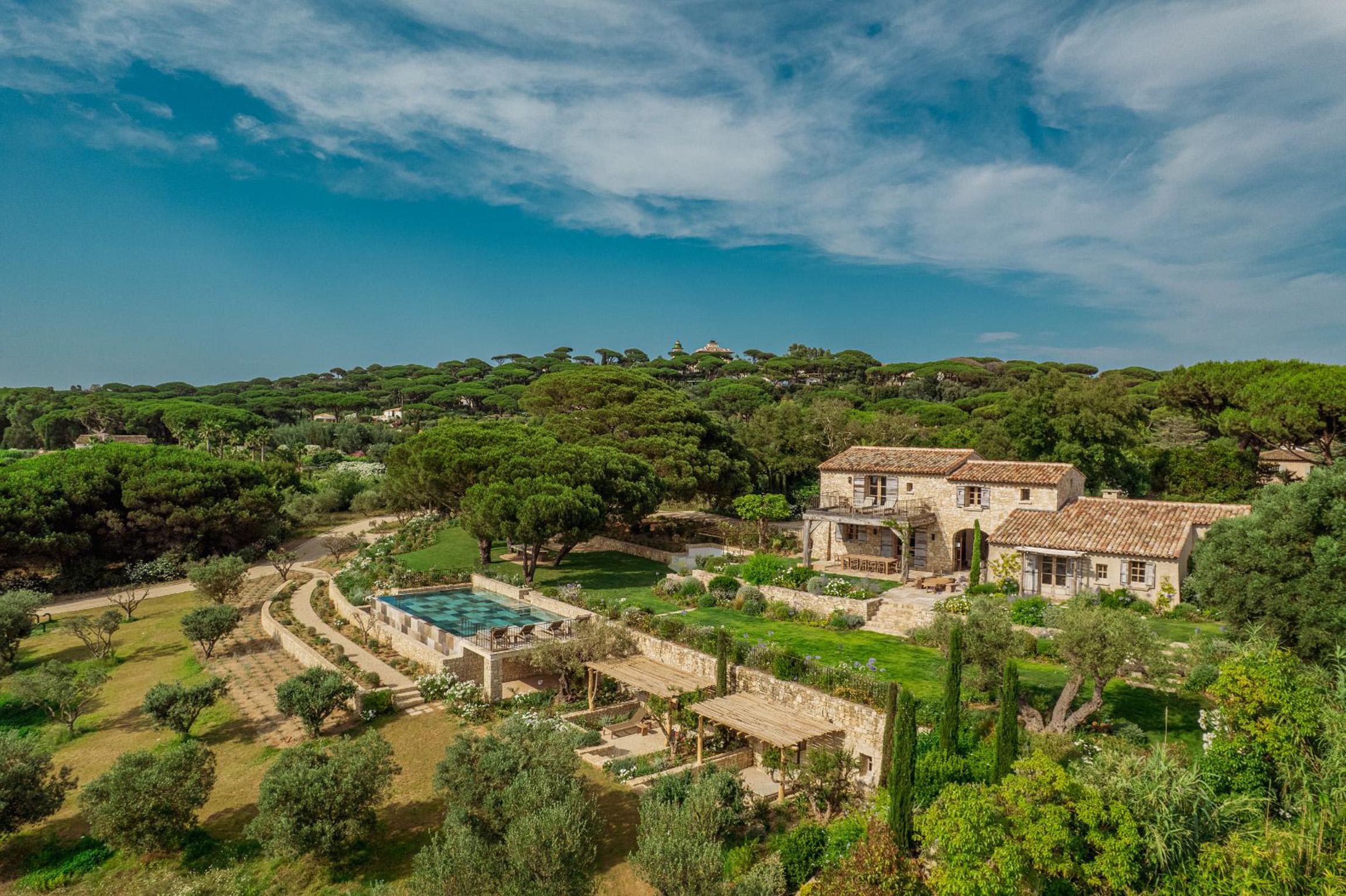 unique-villa-1