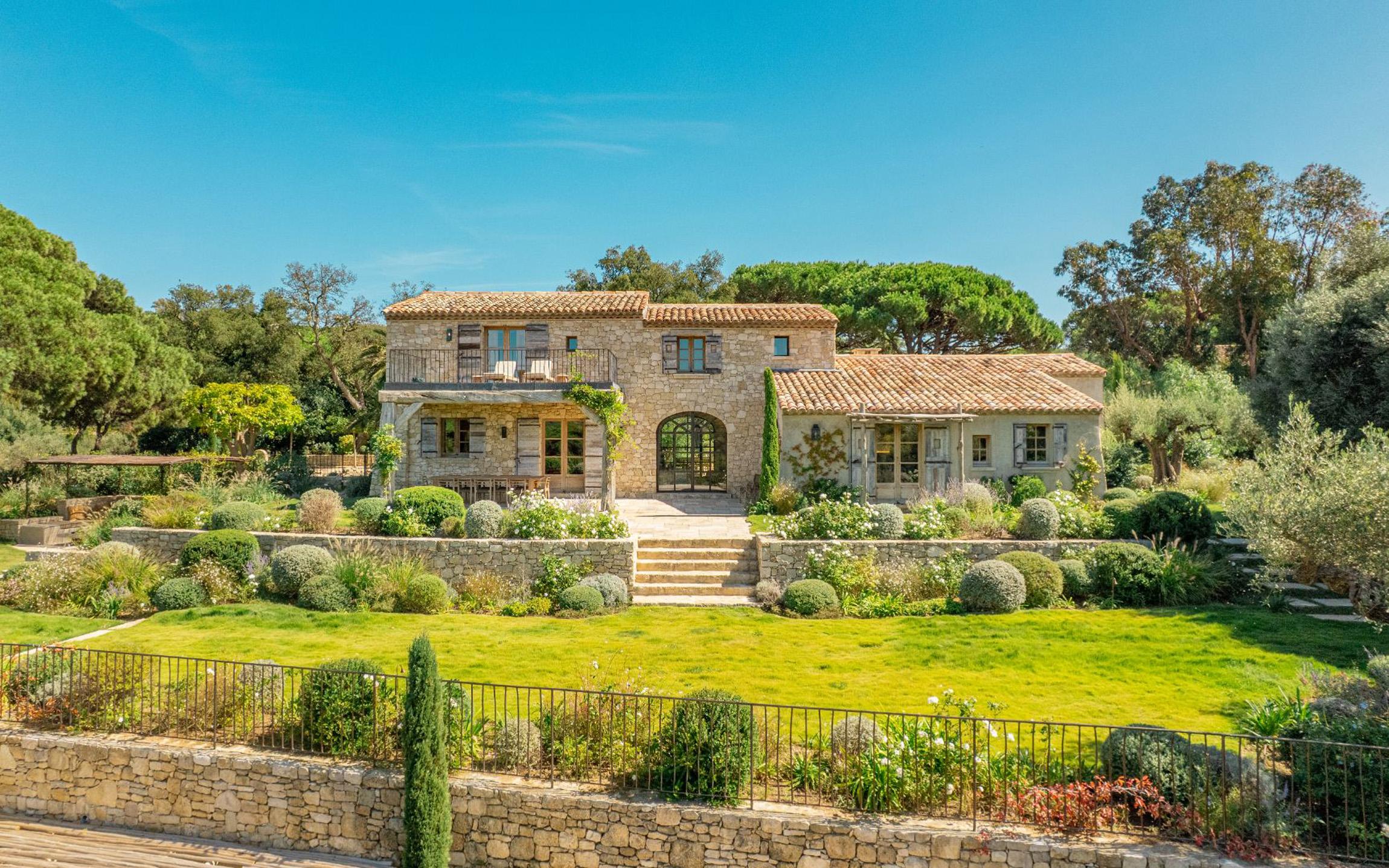 unique-villa-2