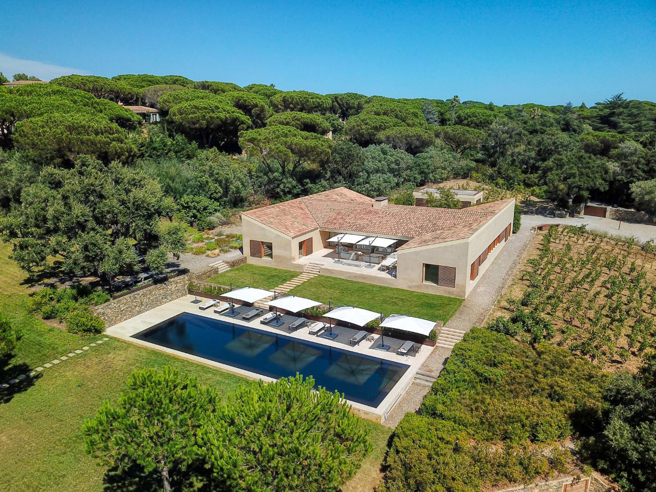 unique-villa-0