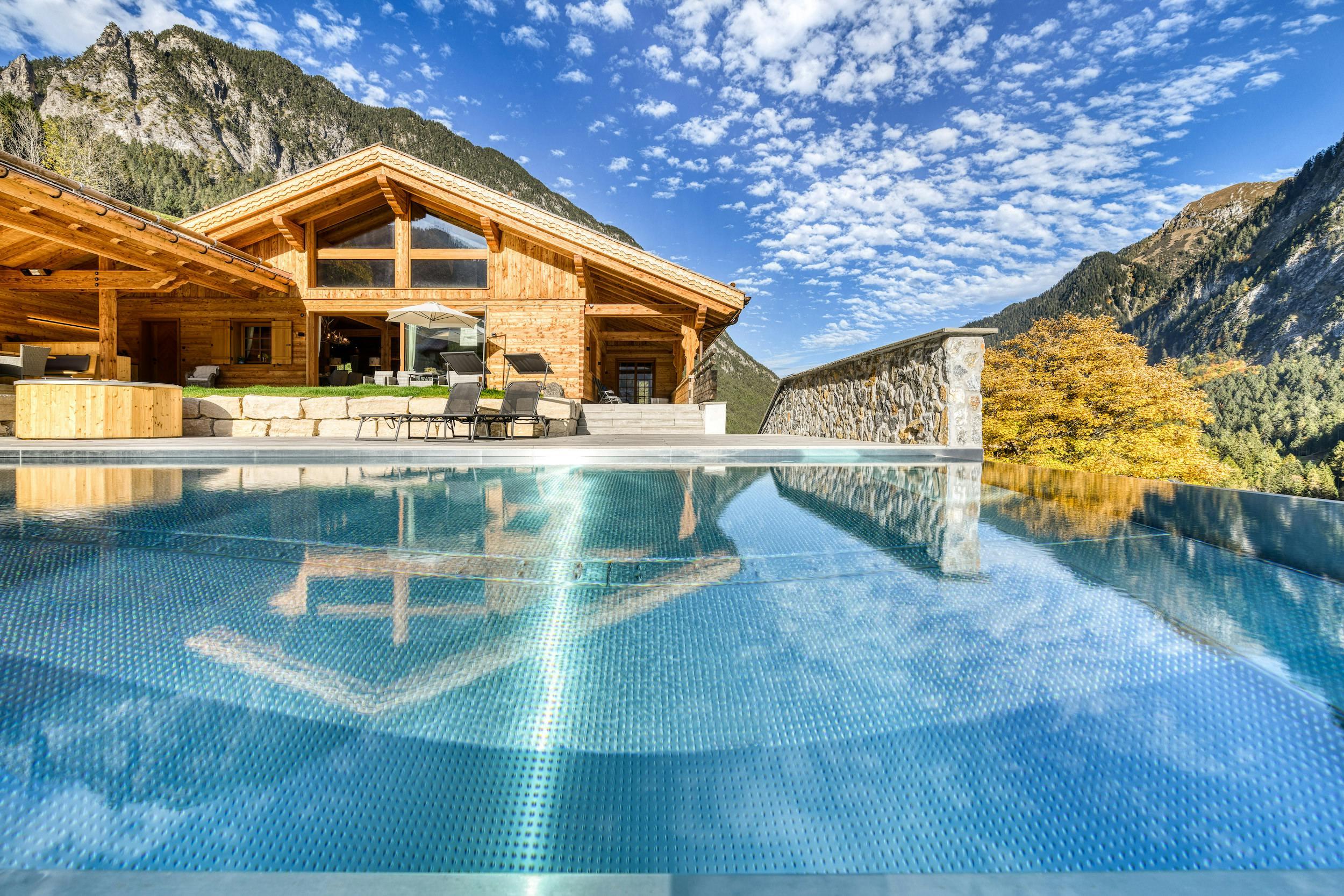 unique-Chalet Grace Royale